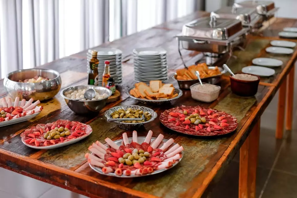 Catering 3.jpg