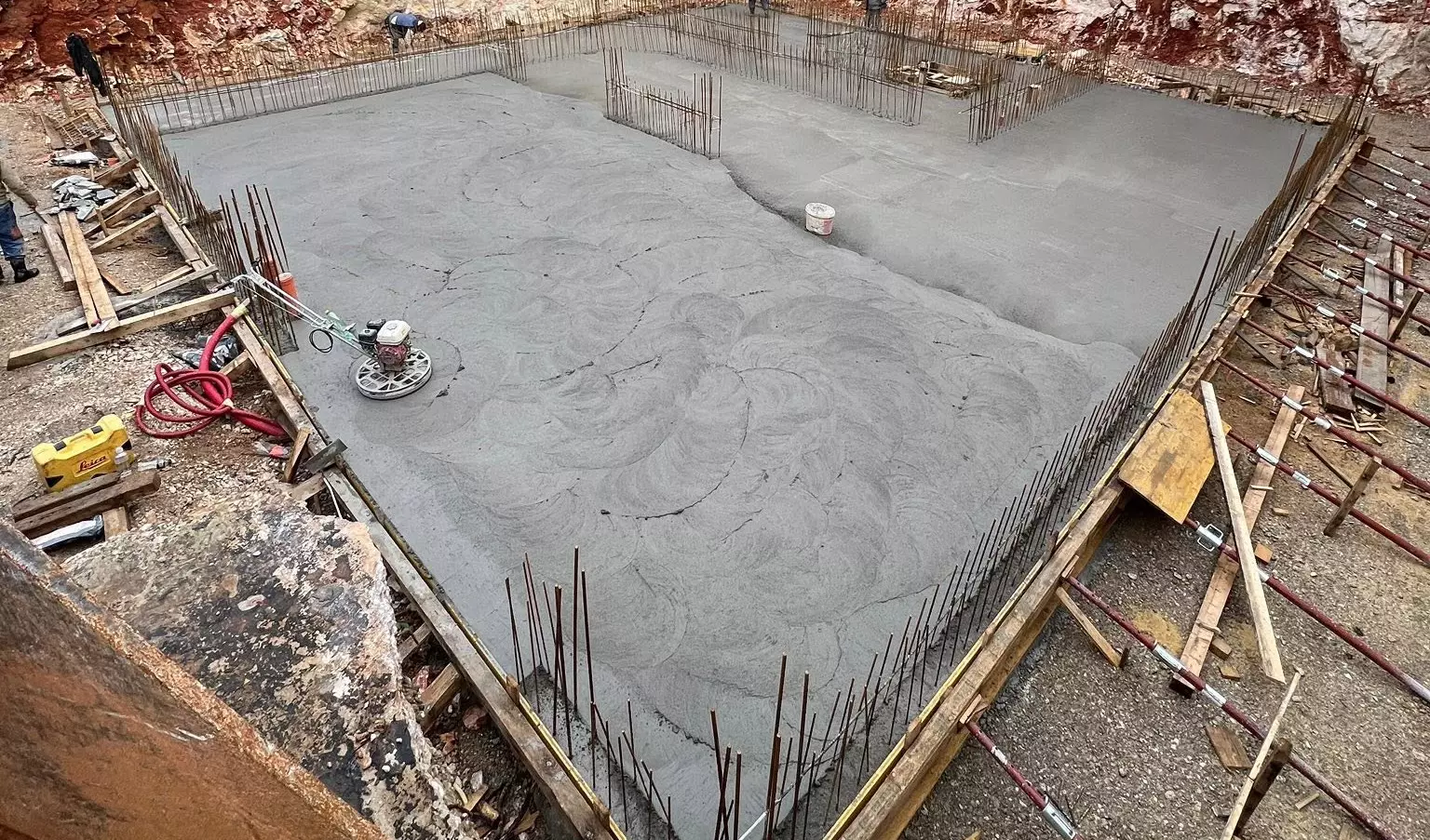 Betonske glazure za industrijske objekte u Tešnju