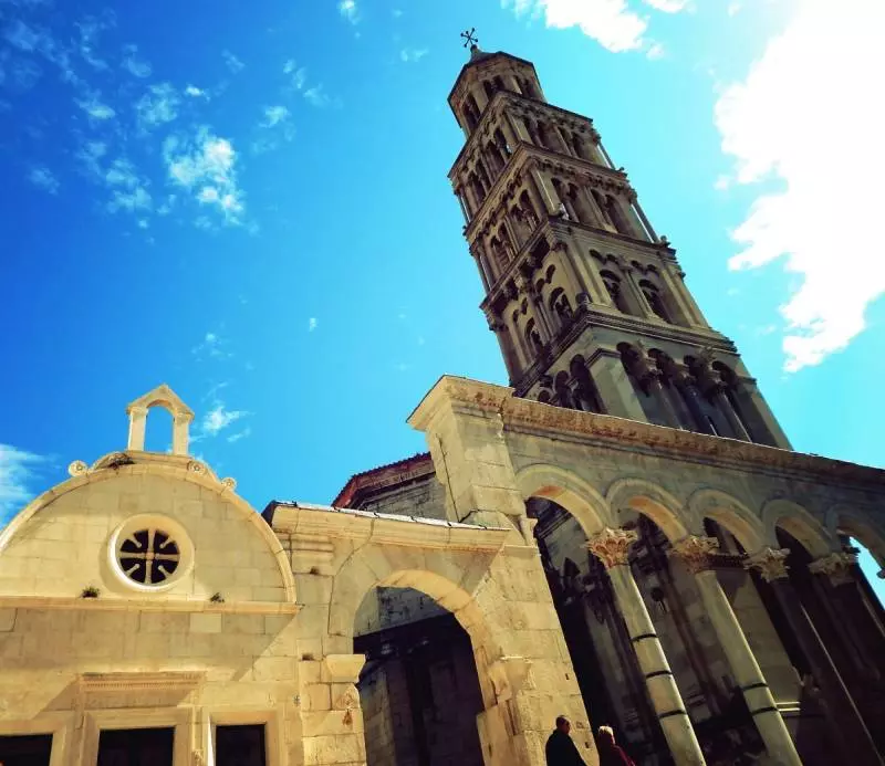 Car Rental Service Car Rental Handover Service in Split