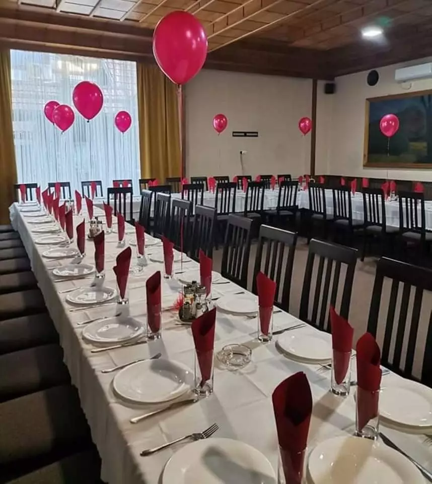 Restoran s dostavom grad Kostajnica, BiH