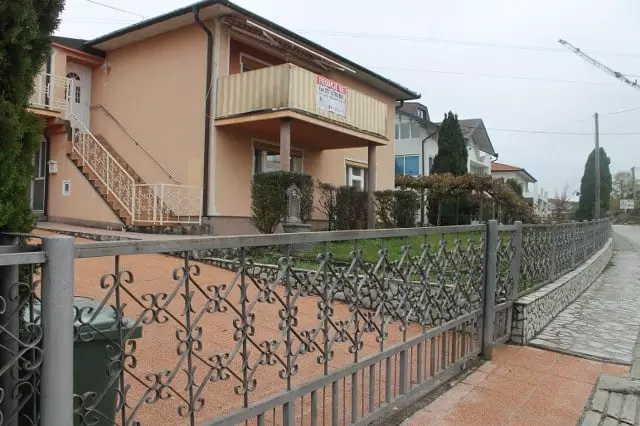 PovoljnoprodavanjekućaCazin12