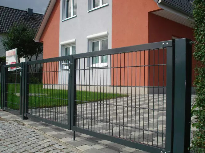 Prodaja metalnih ograda Nova Topola