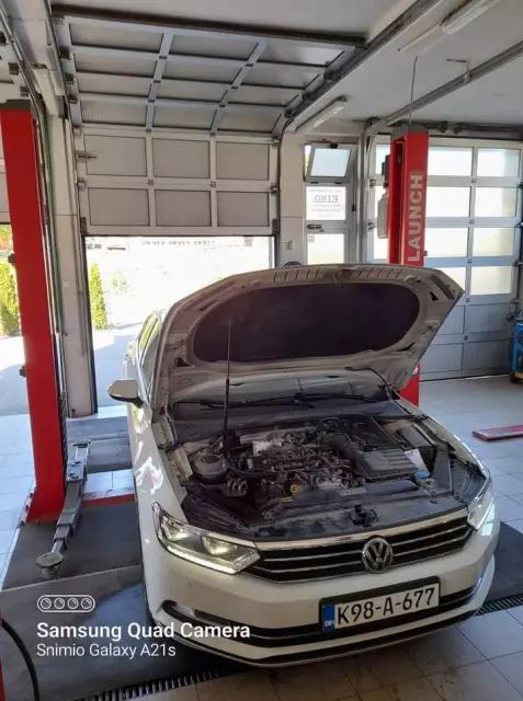 Popravak auta, Tuzla 1.jpg